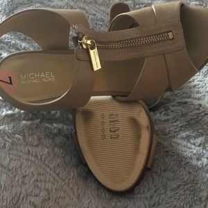 Michael Kors T-strap Platform Sandal